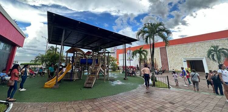 Área de juegos para niños de Metroplaza Mundo Maya